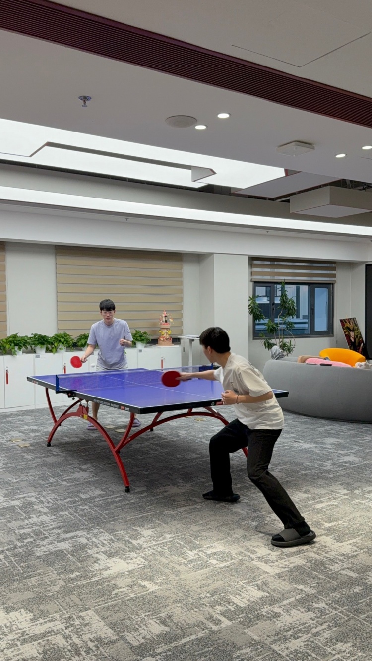 現風采